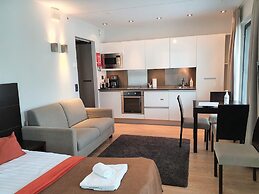 Levi Suites Levi Gold