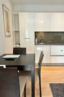 Levi Suites Levi Gold