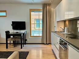 Levi Suites Levi Gold