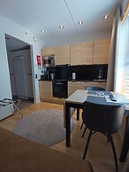 Levi Suites Levi Gold