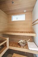 Levi Suites Levi Gold