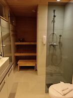 Levi Suites Levi Gold