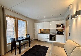 Levi Suites Levi Gold