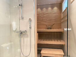 Levi Suites Levi Gold