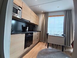 Levi Suites Levi Gold