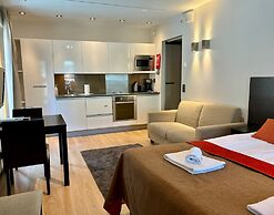 Levi Suites Levi Gold