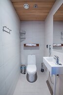 Levi Suites Levi Gold