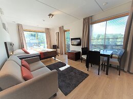 Levi Suites Levi Gold