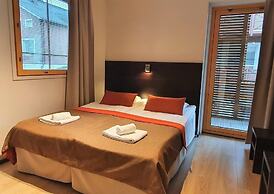 Levi Suites Levi Gold