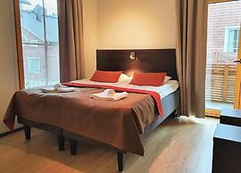 Levi Suites Levi Gold