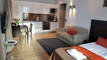 Levi Suites Levi Gold