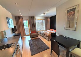 Levi Suites Levi Gold