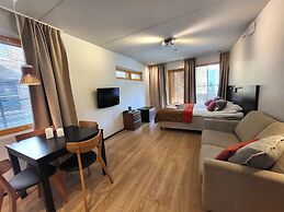 Levi Suites Levi Gold