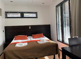 Levi Suites Levi Gold