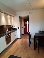 Levi Suites Levi Gold