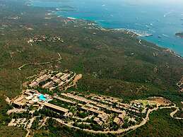 Rena Bianca Cugnana Verde Residence