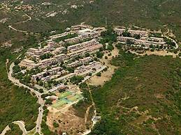 Rena Bianca Cugnana Verde Residence