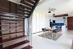 Luxury Sea and Sunset View 4BR 4BA Pool Villa