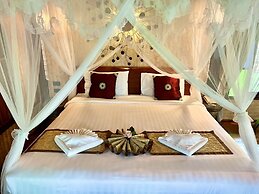 Bora Bora Villa Phuket