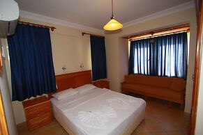 Sea Breeze Hotel & Apartments