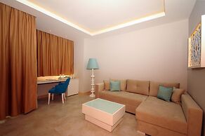 Sea Breeze Hotel & Apartments