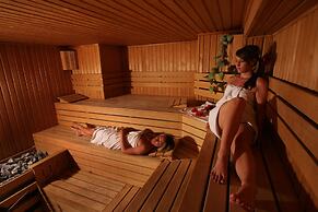 Sea Breeze Hotel & Apartments