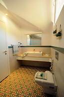 Sea Breeze Hotel & Apartments