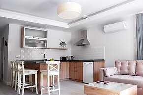 Sea Breeze Hotel & Apartments