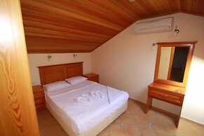 Sea Breeze Hotel & Apartments