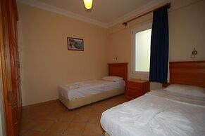 Sea Breeze Hotel & Apartments