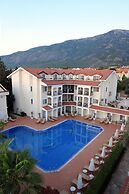 Sea Breeze Hotel & Apartments