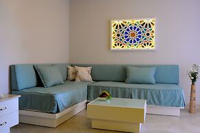 Sea Breeze Hotel & Apartments