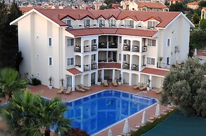 Sea Breeze Hotel & Apartments