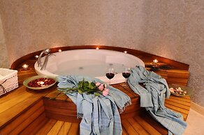 Sea Breeze Hotel & Apartments