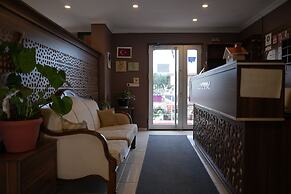 Defne Hotel