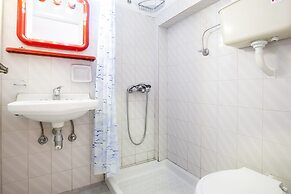 Tzivras Villa & Apartments