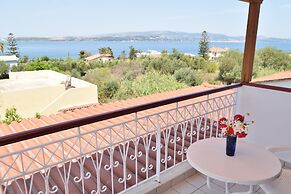 Tzivras Villa & Apartments