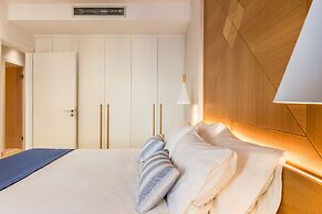 Avra Apartments Venetian Harbour