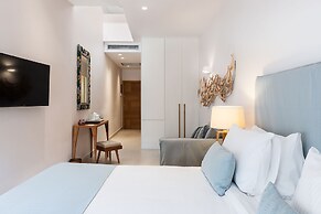 Avra Apartments Venetian Harbour