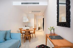 Avra Apartments Venetian Harbour