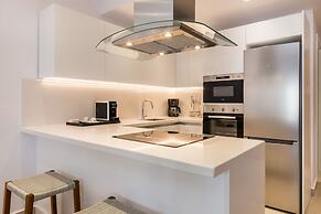 Avra Apartments Venetian Harbour