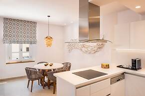 Avra Apartments Venetian Harbour