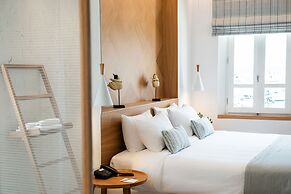 Avra Apartments Venetian Harbour