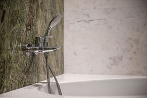 Avra Apartments Venetian Harbour