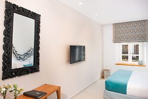 Avra Apartments Venetian Harbour