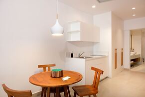 Avra Apartments Venetian Harbour