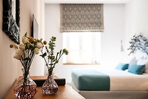 Avra Apartments Venetian Harbour