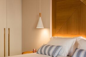 Avra Apartments Venetian Harbour