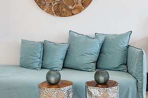 Avra Apartments Venetian Harbour