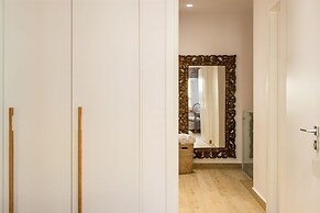 Avra Apartments Venetian Harbour